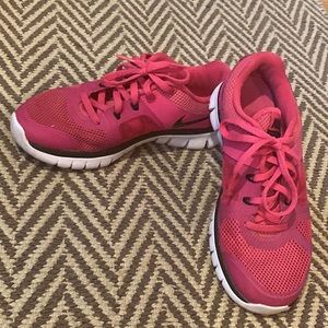 Nike Free Flex Run size 4.5Y Women Pink Black Running Shoes